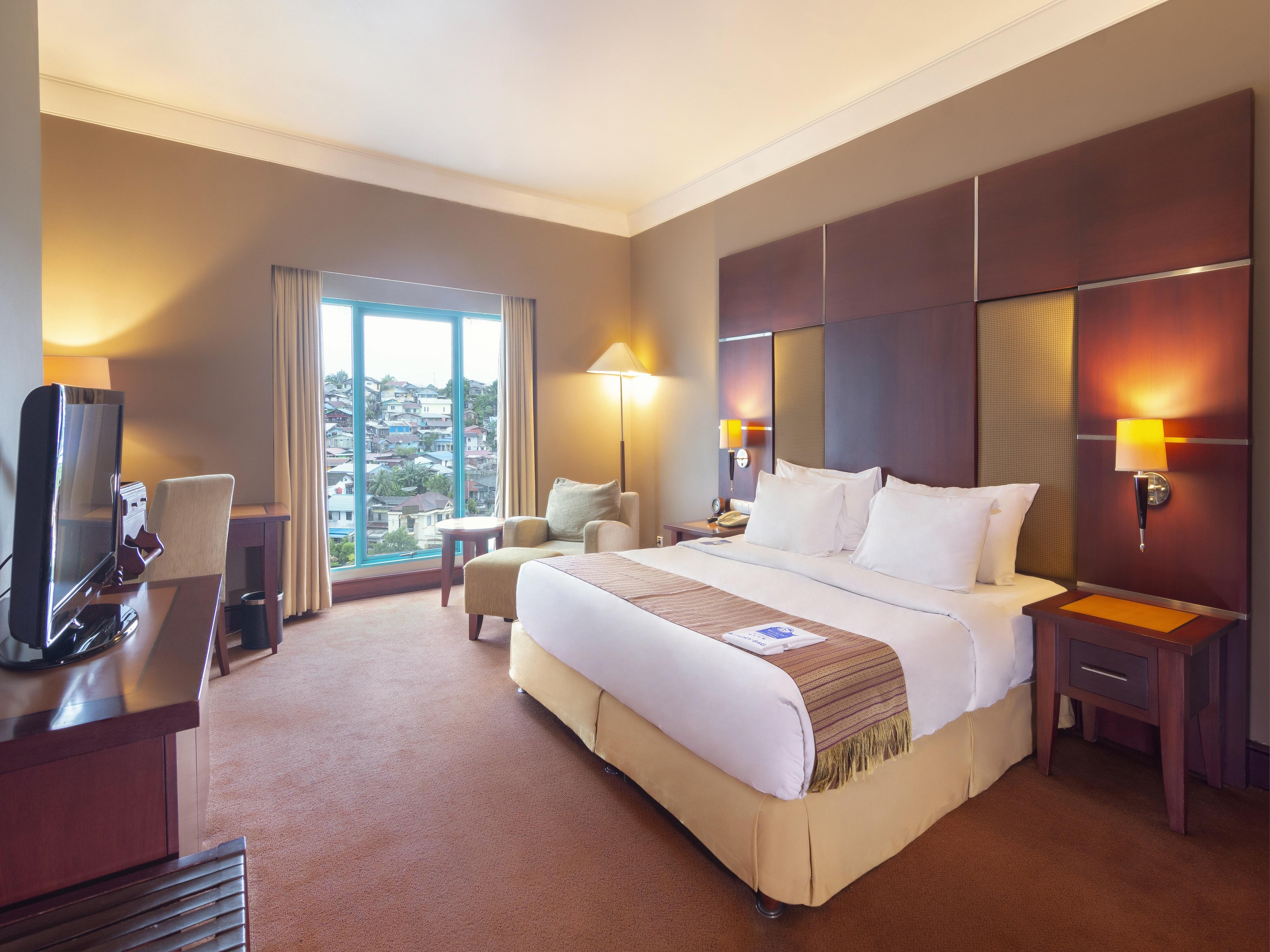 Blue Sky Hotel Balikpapan Екстер'єр фото
