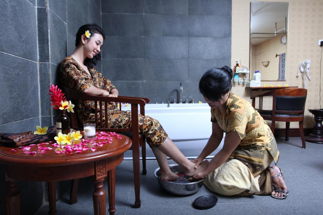 Blue Sky Hotel Balikpapan Екстер'єр фото